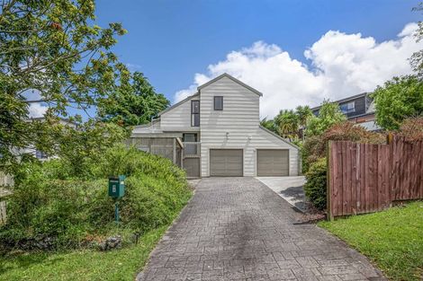 Photo of property in 38 Eugenia Rise, Totara Heights, Auckland, 2105