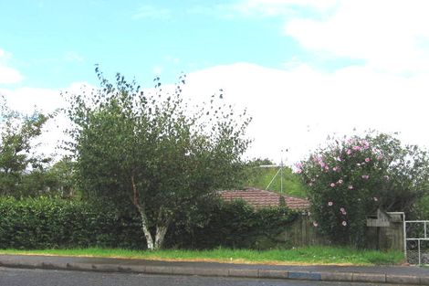 Photo of property in 109 Tirimoana Road, Te Atatu South, Auckland, 0602