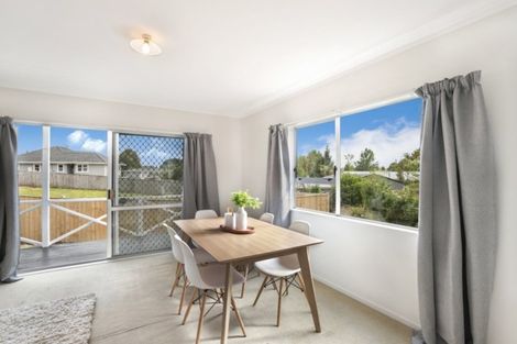 Photo of property in 2/58 Opaheke Road, Opaheke, Papakura, 2113