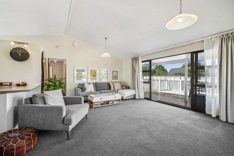 Photo of property in 62 Shepherd Road, Waipahihi, Taupo, 3330