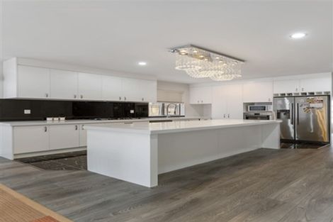 Photo of property in 13 Eastfield Avenue, Flat Bush, Auckland, 2019