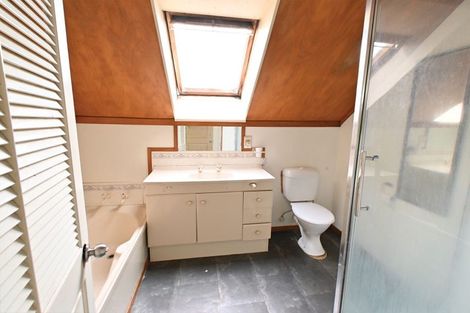 Photo of property in 1/25 Mcleod Road, Weymouth, Auckland, 2103