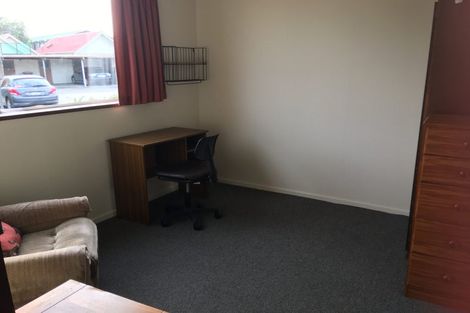 Photo of property in 20j Oxford Street, South Dunedin, Dunedin, 9012