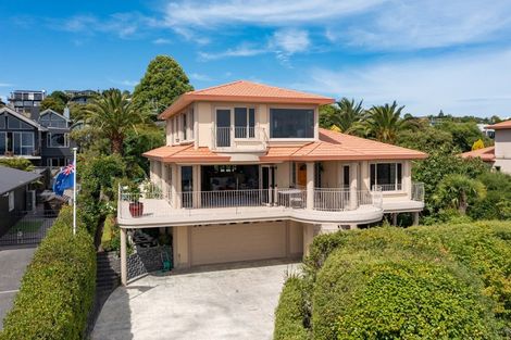 Photo of property in 166 Lake Terrace, Hilltop, Taupo, 3330