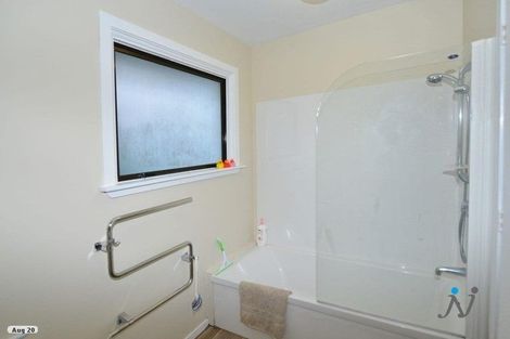 Photo of property in 18 Delph Street, Avonhead, Christchurch, 8042