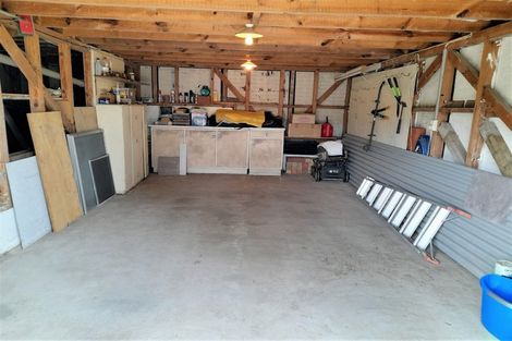 Photo of property in 11 Cockayne Crescent, Sunnynook, Auckland, 0620