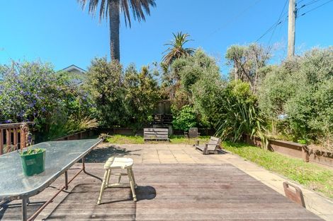 Photo of property in 9 Rolleston Street, Mount Cook, Wellington, 6021