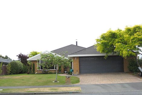 Photo of property in 38 Anglesea Avenue, Parklands, Christchurch, 8083