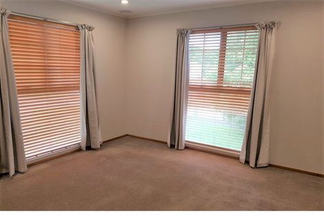 Photo of property in 86 Omapere Street, Whitby, Porirua, 5024