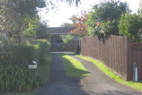 Photo of property in 52 Halberg Street, Glenfield, Auckland, 0629