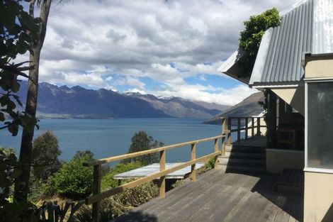 Photo of property in 12 Lordens Place, Fernhill, Queenstown, 9300