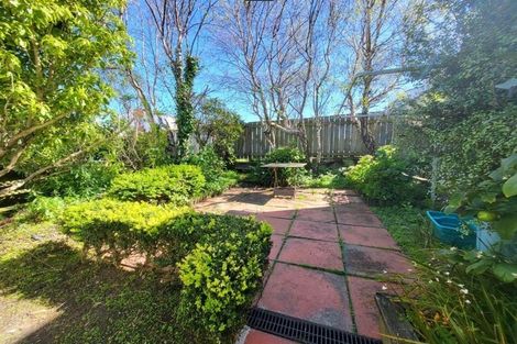 Photo of property in 23 Milton Street, Berhampore, Wellington, 6023