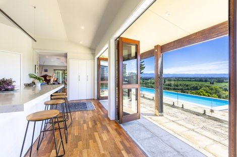 Photo of property in 15a Maharakeke Road, Waipukurau, 4281