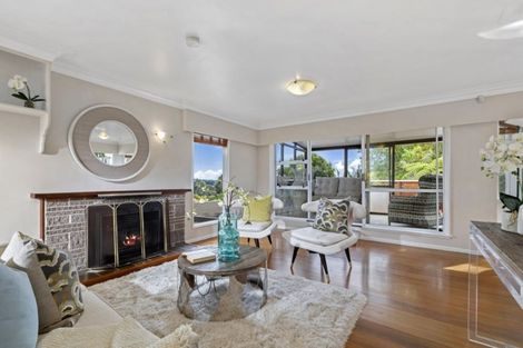 Photo of property in 1/4 Firth Road, Torbay, Auckland, 0630