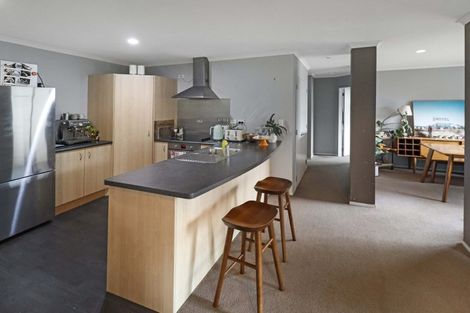 Photo of property in 62a Plateau Road, Te Marua, Upper Hutt, 5018