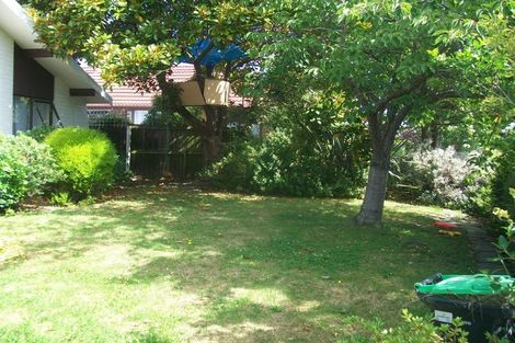 Photo of property in 16 Westmont Street, Ilam, Christchurch, 8041