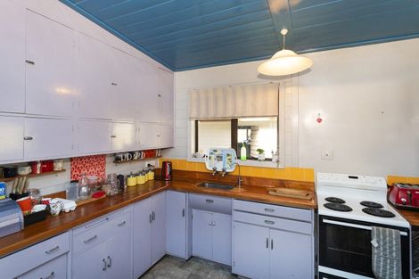 Photo of property in 26 Arthur Street, Tokomaru Bay, 4079