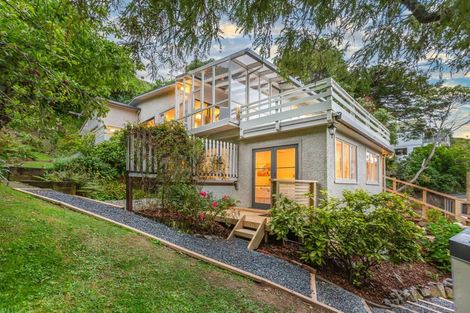 Photo of property in 78 Airlie Road, Plimmerton, Porirua, 5026