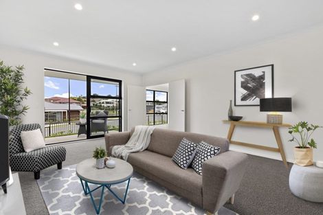 Photo of property in 31 Kukuwai Avenue, Red Beach, 0932