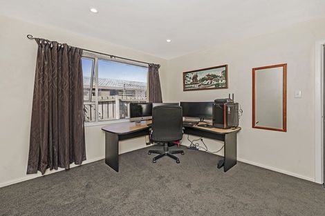 Photo of property in 11 Bayswater Crescent, Bromley, Christchurch, 8062