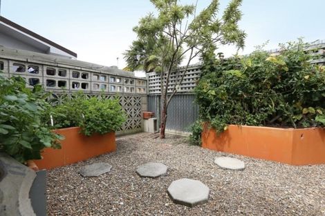 Photo of property in 2/409 Southland Road, Hastings, 4122