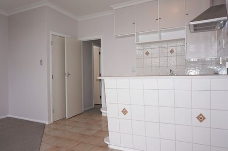 Photo of property in 72f Queen Street West, Levin, 5510