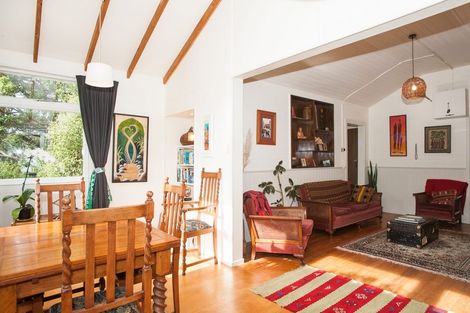 Photo of property in 2 Purau Avenue, Diamond Harbour, 8972