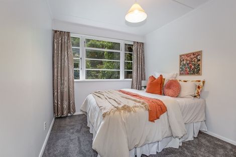 Photo of property in 78 Airlie Road, Plimmerton, Porirua, 5026