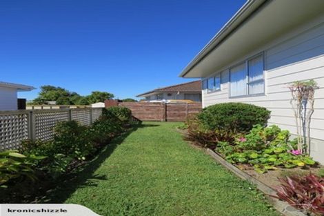 Photo of property in 1/9 Tomintoul Place, Highland Park, Auckland, 2010