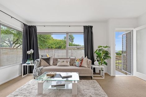 Photo of property in 4/32 Wicklow Road, Narrow Neck, Auckland, 0622