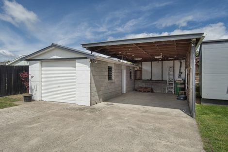 Photo of property in 20 Donovan Street, Te Puke, 3119