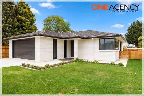Photo of property in 41a Queenwood Road, Levin, 5510