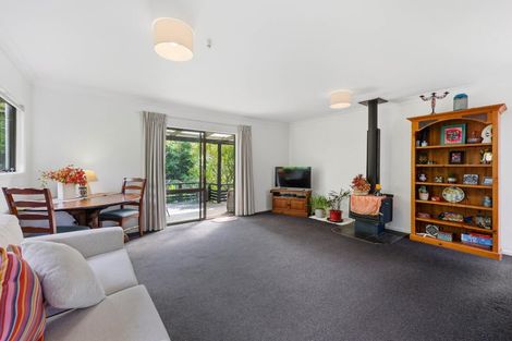 Photo of property in 4 Millen Place, Clarks Beach, 2122