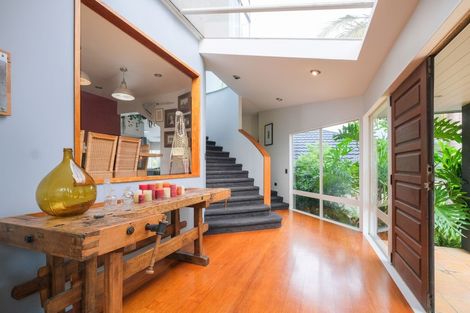 Photo of property in 247 Clevedon Kawakawa Road, Clevedon, 2585