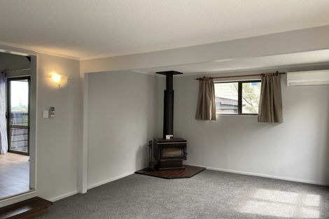 Photo of property in 10 Frances Street, Waikanae Beach, Waikanae, 5036