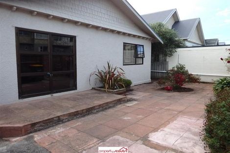 Photo of property in 182 Victoria Road, Saint Clair, Dunedin, 9012