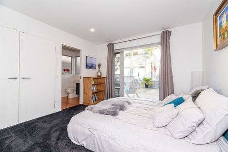 Photo of property in 90a Beach Road, Castor Bay, Auckland, 0620