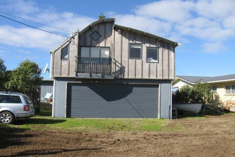 Photo of property in 26 Mcgregor Street, Taiharuru, Onerahi, 0192