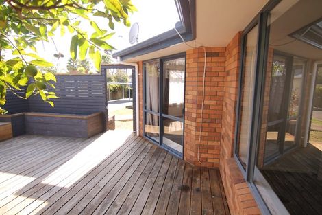 Photo of property in 5a Tanners Road, Mangere Bridge, Auckland, 2022