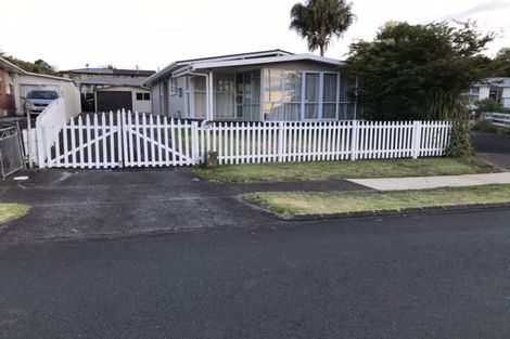 Photo of property in 12 Appleby Place, Mangere East, Auckland, 2024