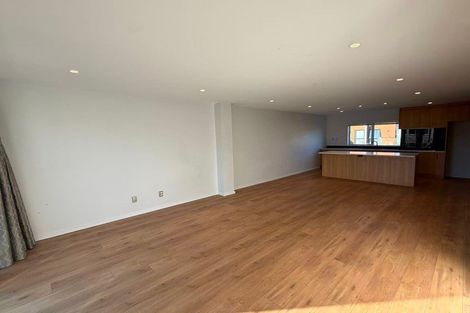 Photo of property in 23 Meritage Lane, Te Atatu South, Auckland, 0610