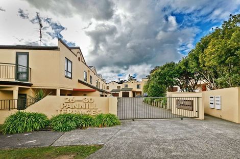 Photo of property in 5/26 Pannill Place, Oteha, Auckland, 0632