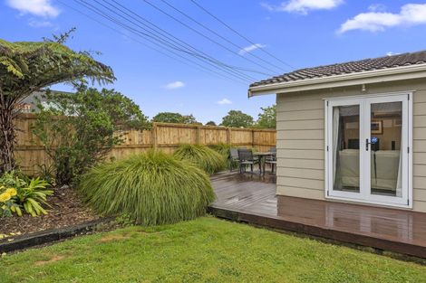 Photo of property in 2 Masters Avenue, Hillcrest, Hamilton, 3216