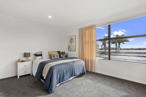 Photo of property in 1/16 Oleander, Farm Cove, Auckland, 2012