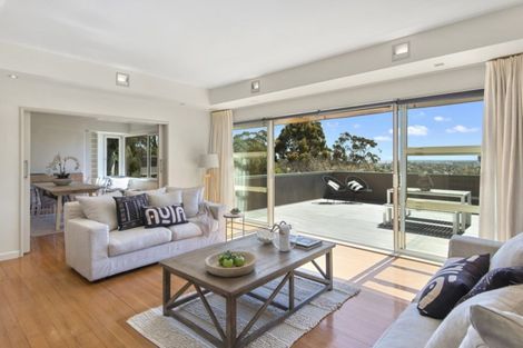 Photo of property in 50 Dyers Pass Road, Cashmere, Christchurch, 8022