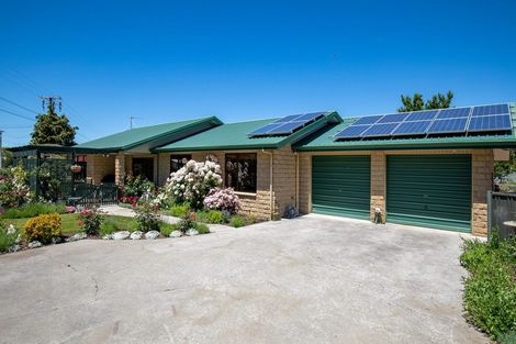 Photo of property in 77 Hazlett Street, Clyde, 9330