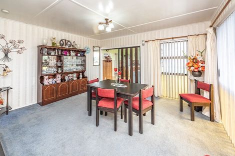 Photo of property in 76 Cornfoot Street, Castlecliff, Whanganui, 4501