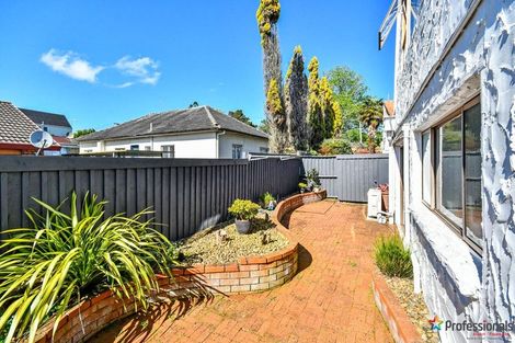 Photo of property in 2/8 Wood Street, Papakura, 2110
