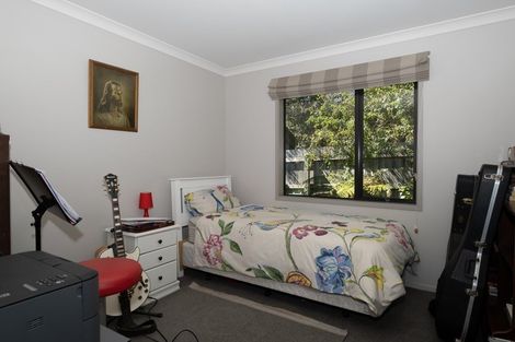 Photo of property in 26 Weka Place, Picton, 7220