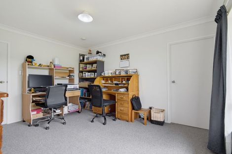Photo of property in 16 Friedlander Road, Tuakau, 2694